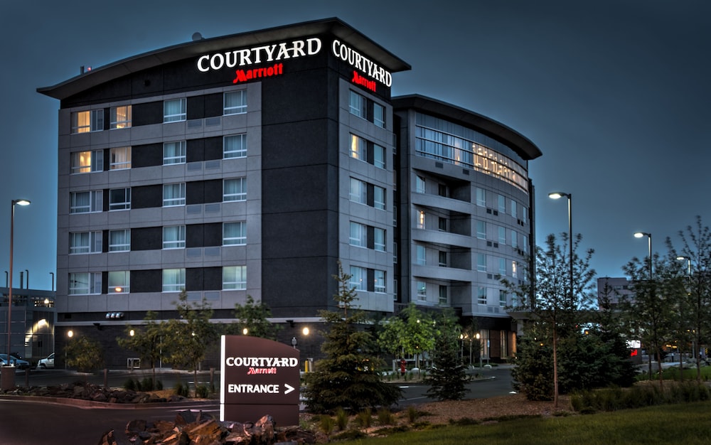 Courtyard by Marriott Winnipeg Airport in Winnipeg Best Rates & Deals