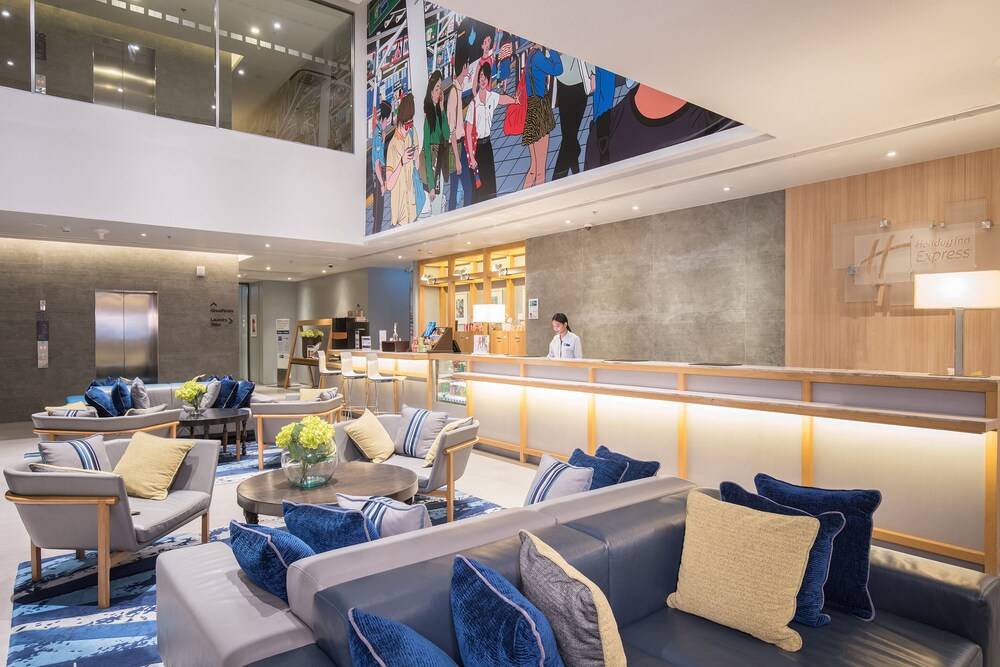 Holiday Inn Express Bangkok Sathorn An Ihg Hotel In Bangkok Best Rates Deals On Orbitz