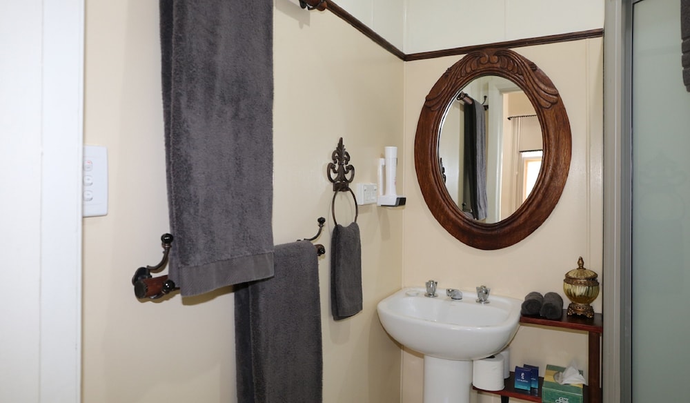 Penghana Bed & Breakfast Deals & Reviews (Queenstown, AUS) Wotif