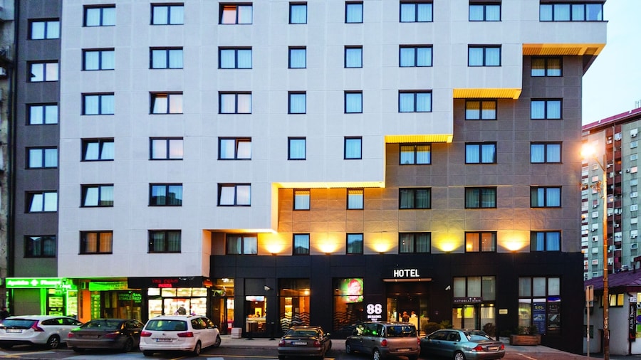 88 Rooms Hotel
