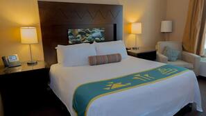 Premium bedding, in-room safe, iron/ironing board