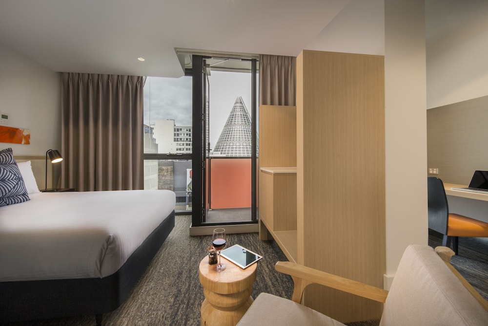 Brady Hotel Central Melbourne