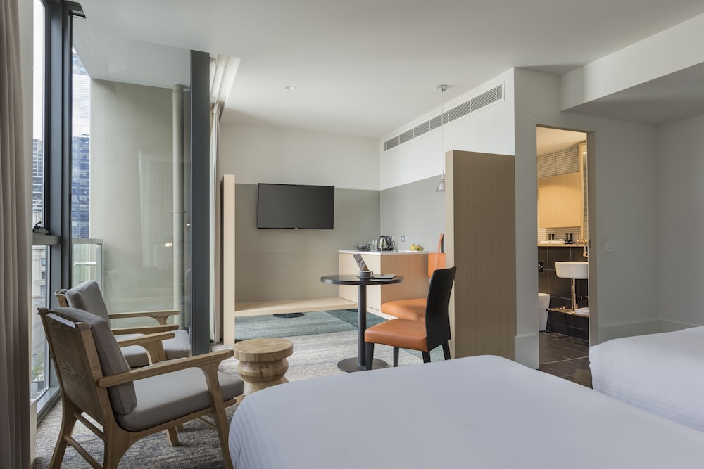 Brady Hotel Central Melbourne