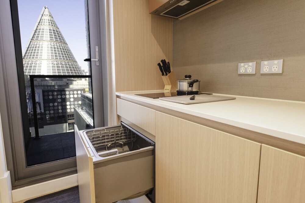 Brady Hotel Central Melbourne