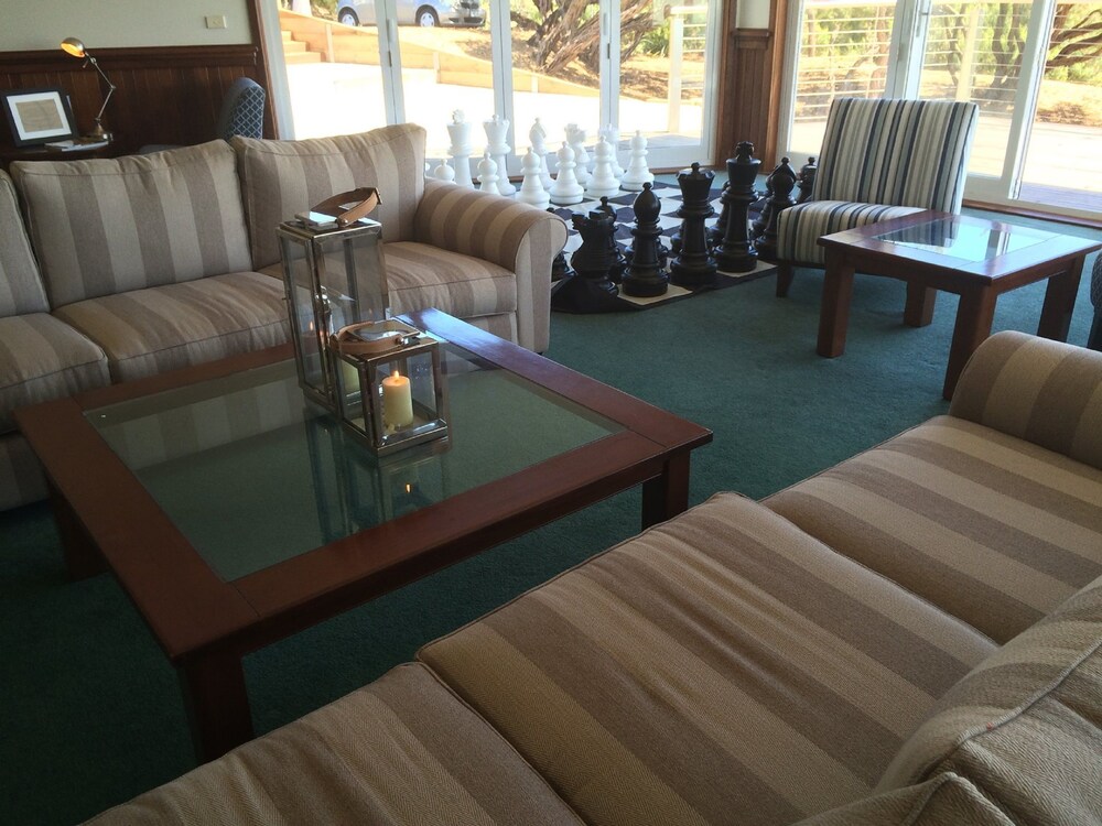 Views Cape Schanck - Pet Friendly Accommodation