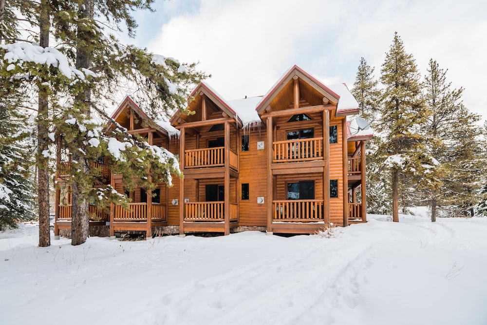 Baker Creek Mountain Resort in Lake Louise Best Rates & Deals on Orbitz