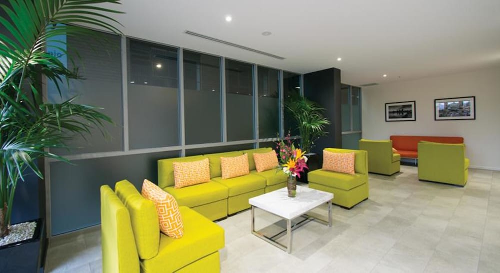 Oaks Melbourne South Yarra Suites