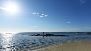 Private beach, sun loungers, beach umbrellas, beach towels