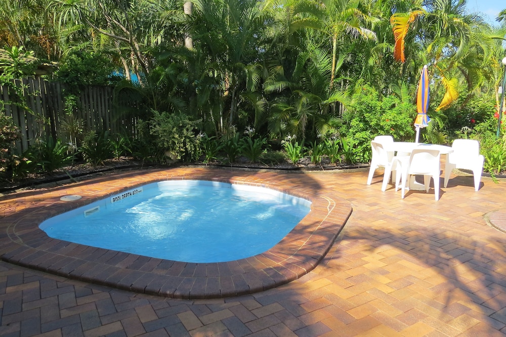 The Shores Holiday Apartments