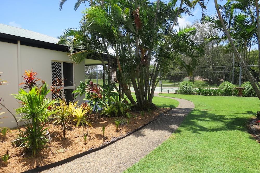 The Shores Holiday Apartments