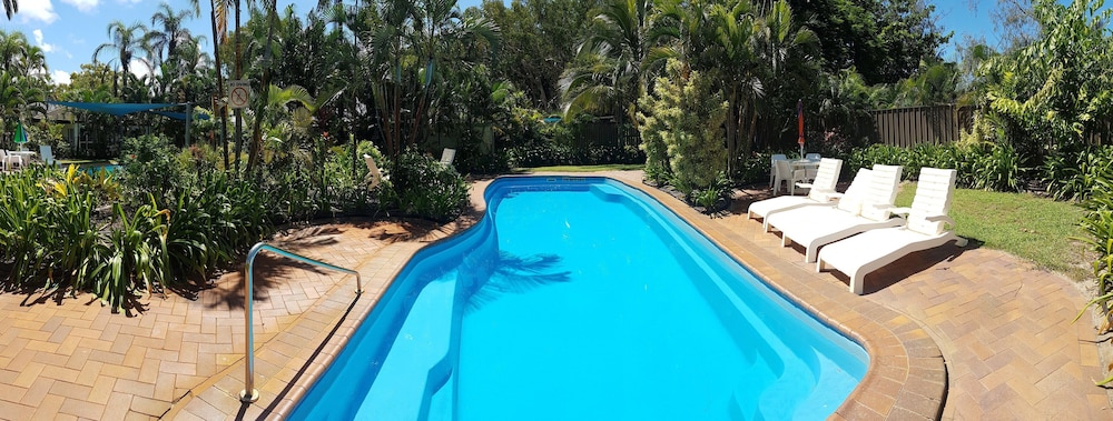 The Shores Holiday Apartments