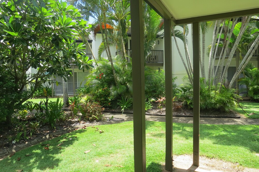 The Shores Holiday Apartments