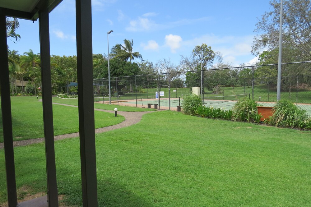 The Shores Holiday Apartments