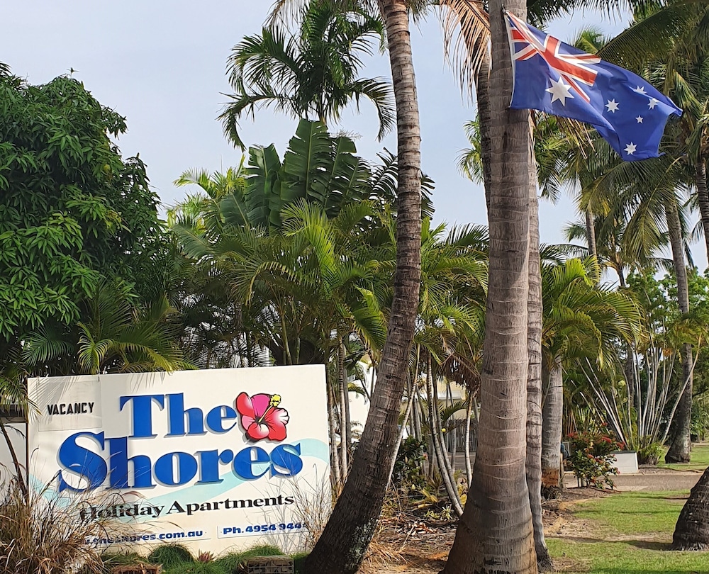 The Shores Holiday Apartments