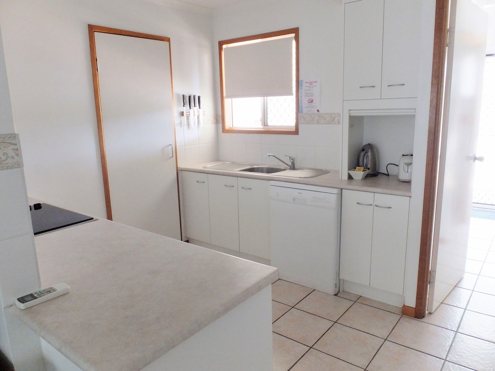 The Shores Holiday Apartments