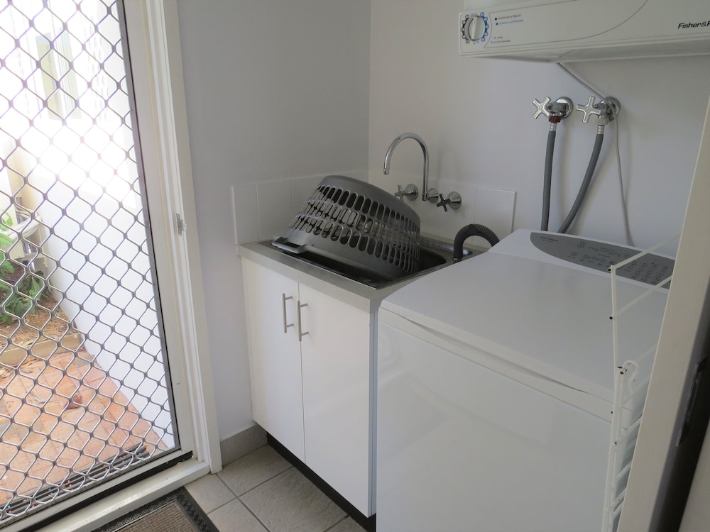 The Shores Holiday Apartments