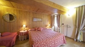 Ameublement personnalisé, Wi-Fi gratuit, draps fournis