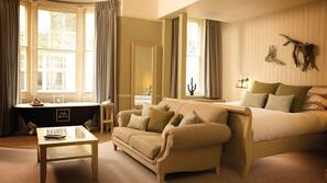 Egyptian cotton sheets, premium bedding, minibar, desk