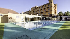 Piscina all'aperto