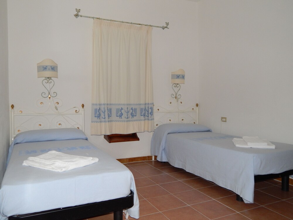 Residence Spiaggia Bianca In Golfo Aranci Expedia