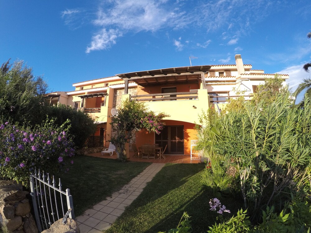 Residence Spiaggia Bianca In Golfo Aranci Expedia