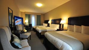 Desk, laptop workspace, iron/ironing board, free WiFi