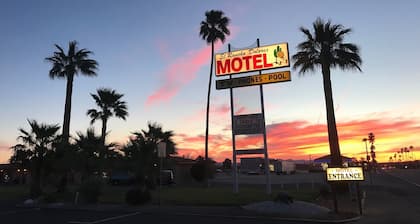 El Rancho Dolores Motel at Joshua Tree National Park