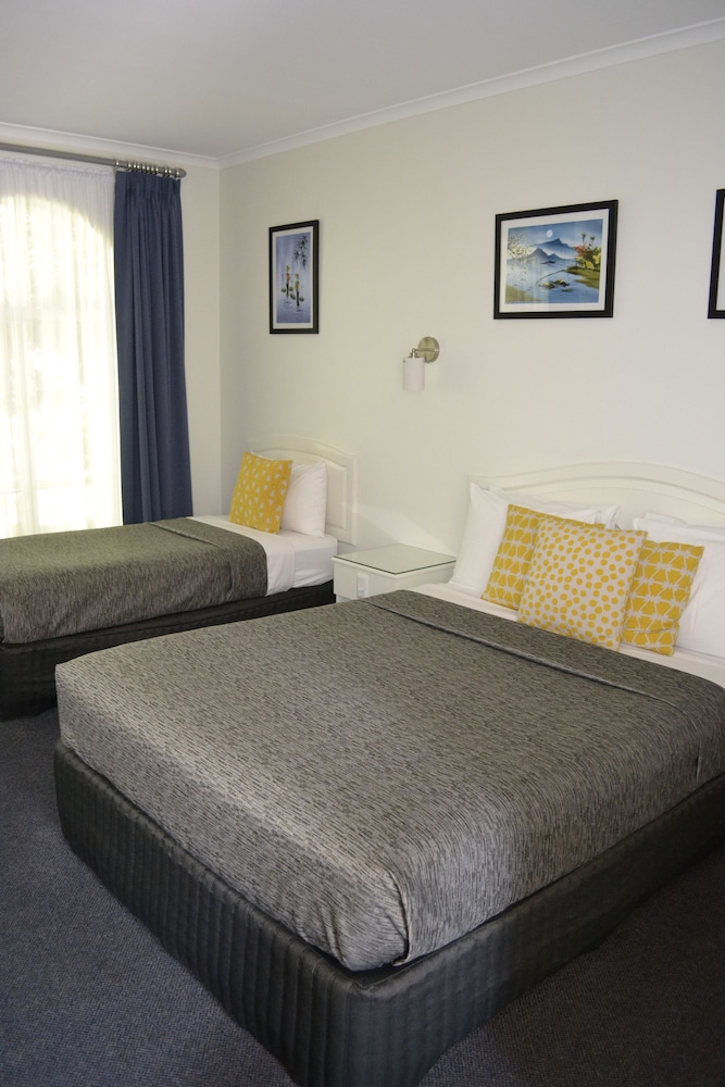 Best Western Cathedral Motor Inn