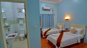 เครื่องนอนระดับพรีเมียม, เตียงพร้อมฟูกเสริมที่นอน, มินิบาร์
