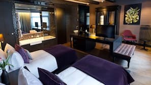 In-room safe, desk, iron/ironing board, free WiFi
