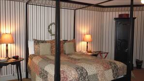 Iron/ironing board, rollaway beds, free WiFi, linens