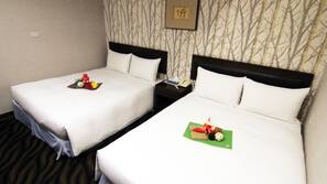 1 bedroom, in-room safe, desk, free WiFi