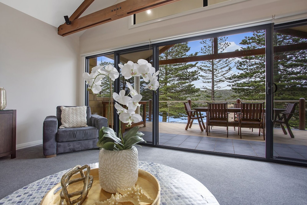 Sea Foam Villas