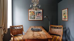 Restauration dans la chambre