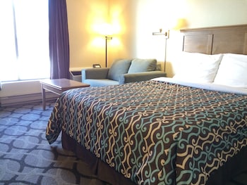 Deluxe Inn
