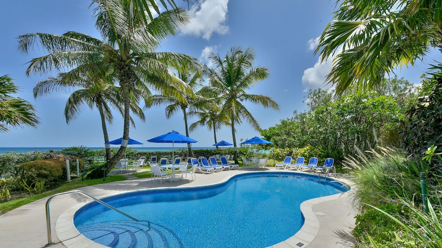 Maxwell Beach Villas