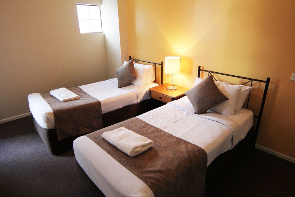 The Paramount Serviced Apartments Melbourne