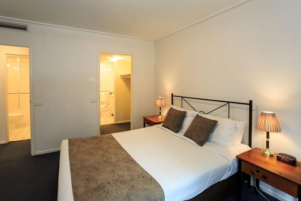 The Paramount Serviced Apartments Melbourne