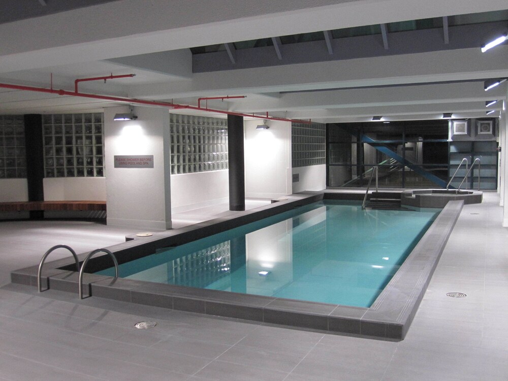 The Paramount Serviced Apartments Melbourne