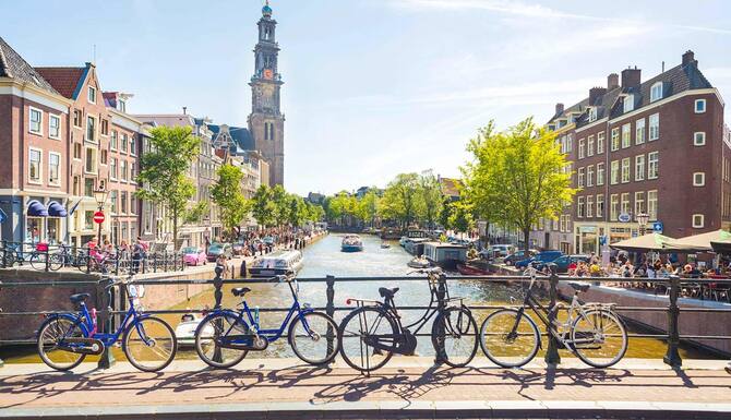 The Flying Pig Downtown Youth Hostel In Amsterdam Expedia