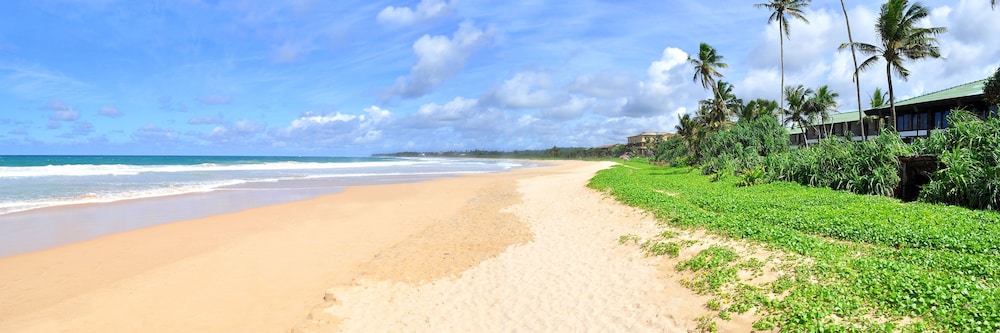 Beach, Koggala Beach Hotel