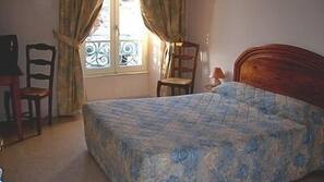 Premium bedding, in-room safe, soundproofing, free WiFi