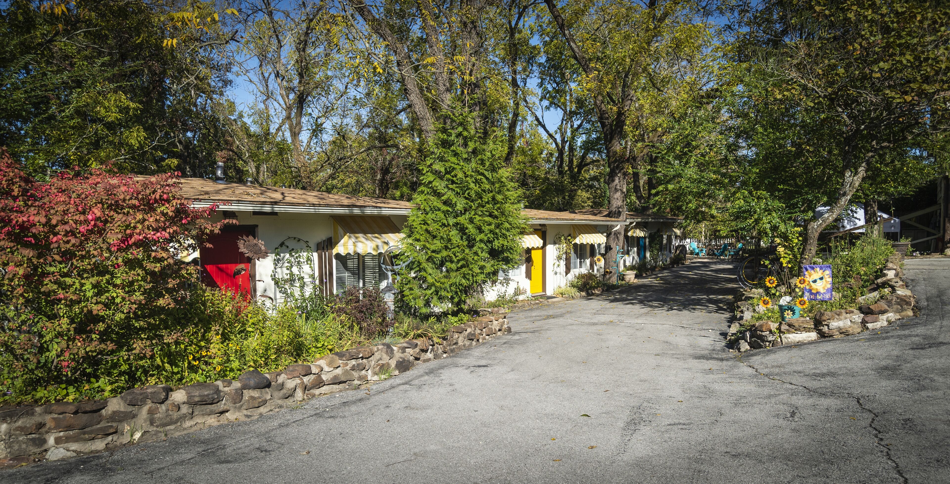 Sherwood Court in Eureka Springs, United States