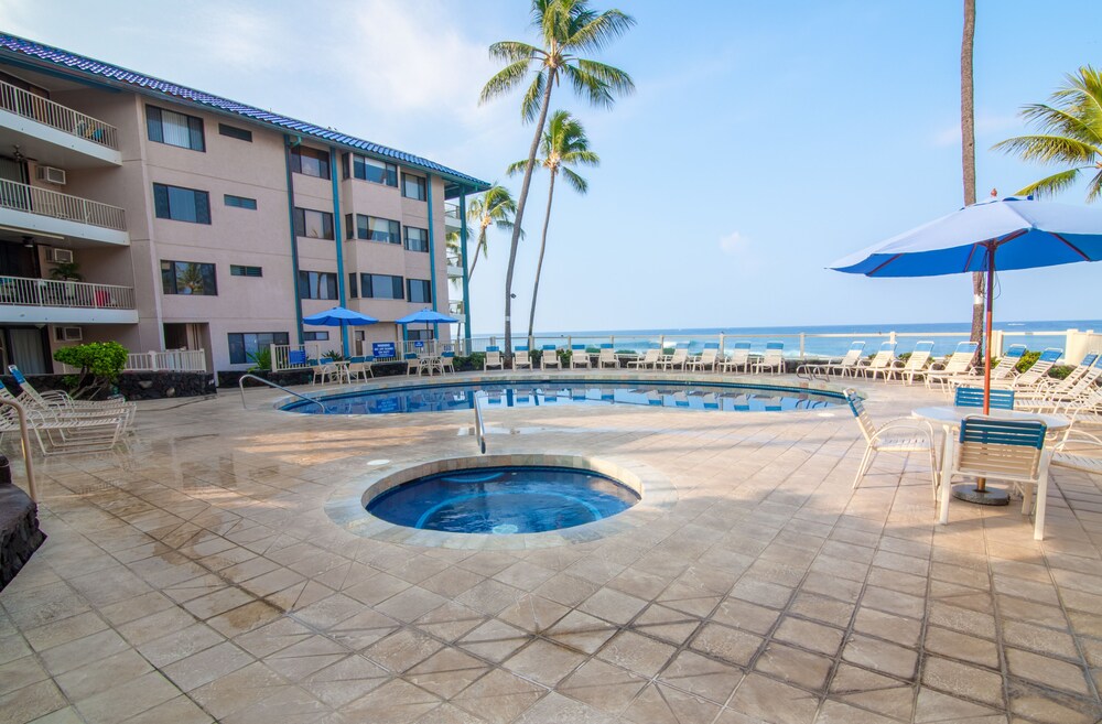 Kona Reef, A Raintree Vacation Club Resort in KailuaKona Best Rates