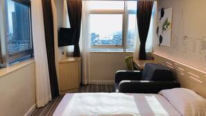 In-room safe, desk, free WiFi, linens