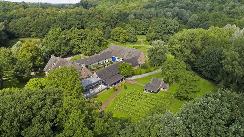 Tierfreundliche Hotels In Julich Nordrhein Westfalen Hotels Expedia De