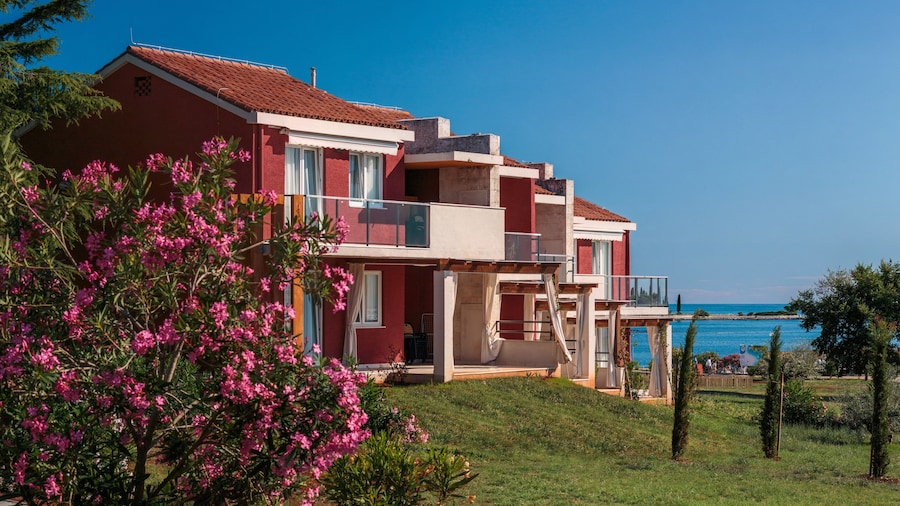 Apartments Sol Katoro For Plava Laguna