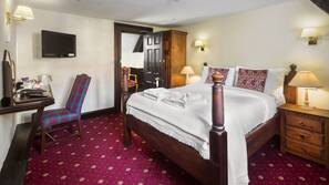Iron/ironing board, free WiFi, linens