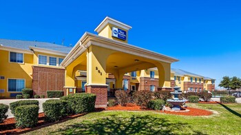Best Western Fort Worth Inn & Suites