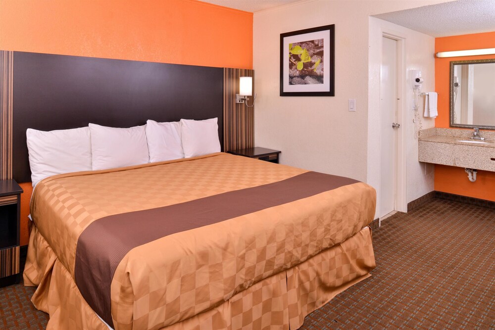Americas Best Value Inn Ponca City in Ponca City Best Rates & Deals